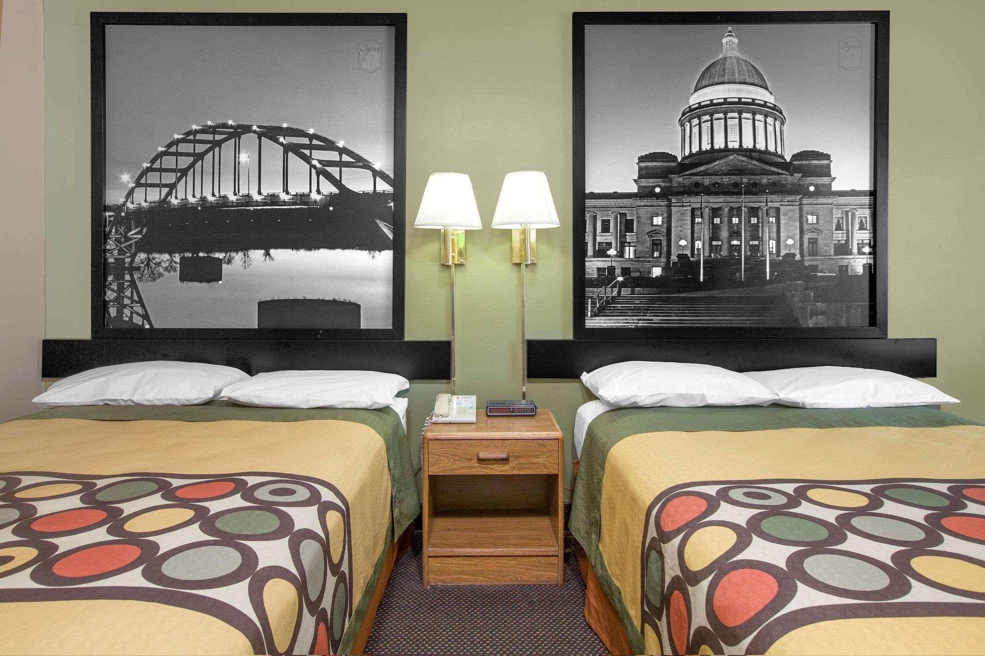 Super 8 By Wyndham Clarksville Ar Ngoại thất bức ảnh